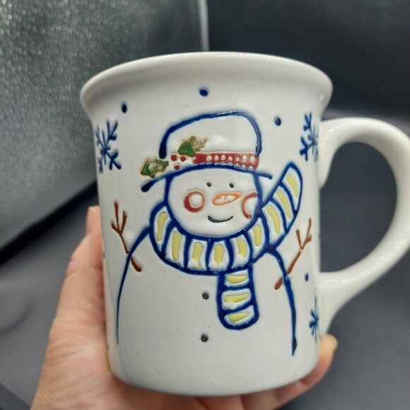 WCL Winter Holiday Christmas Snowman Large Coffee Tea Mug Embossed 4.5" Tall EUC - Picture 2 of 6